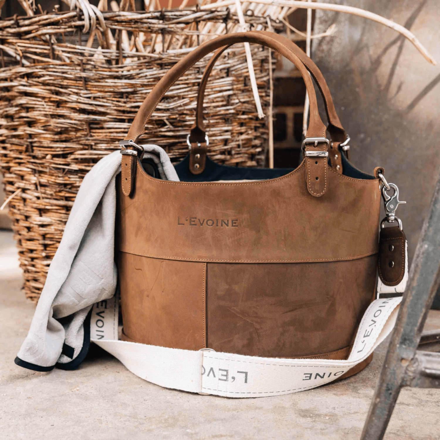 L'Evoine Leder Putztasche Le Baquet